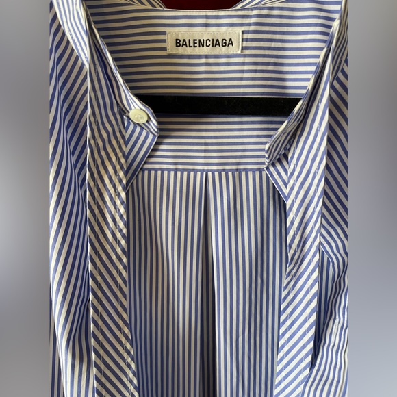 Balenciaga Blue and White Tie Front Oversized Logo Shirt - Picture 5 of 8